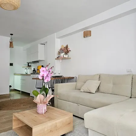 Eja N'adriatik- Ground Floor *